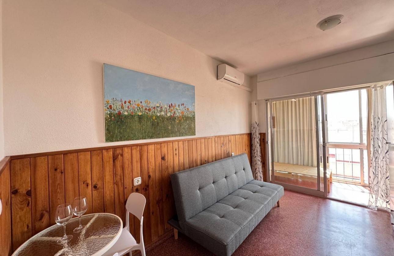 Resale - Apartment - Torrevieja - torrevieja