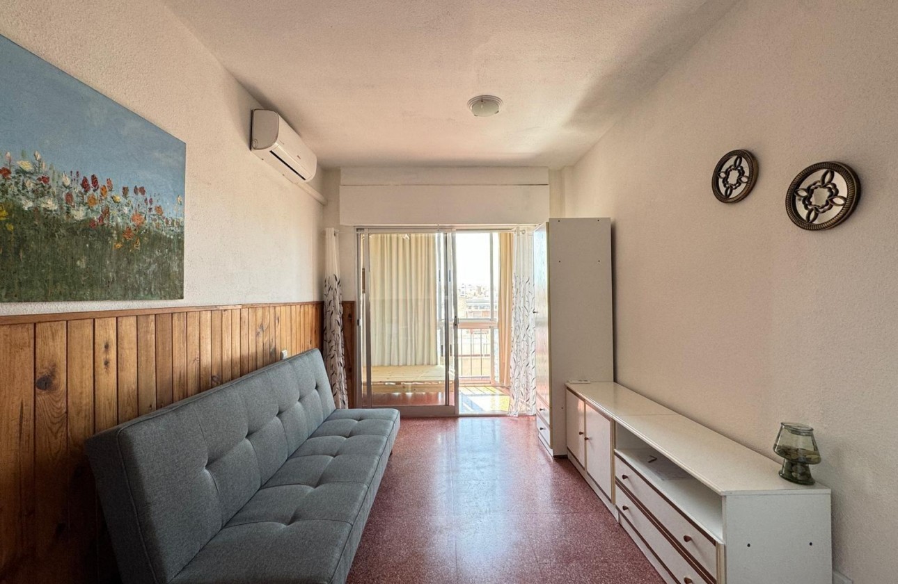 Resale - Apartment - Torrevieja - torrevieja