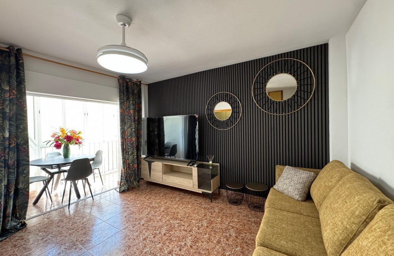 Resale - Apartment - Torrevieja - torrevieja