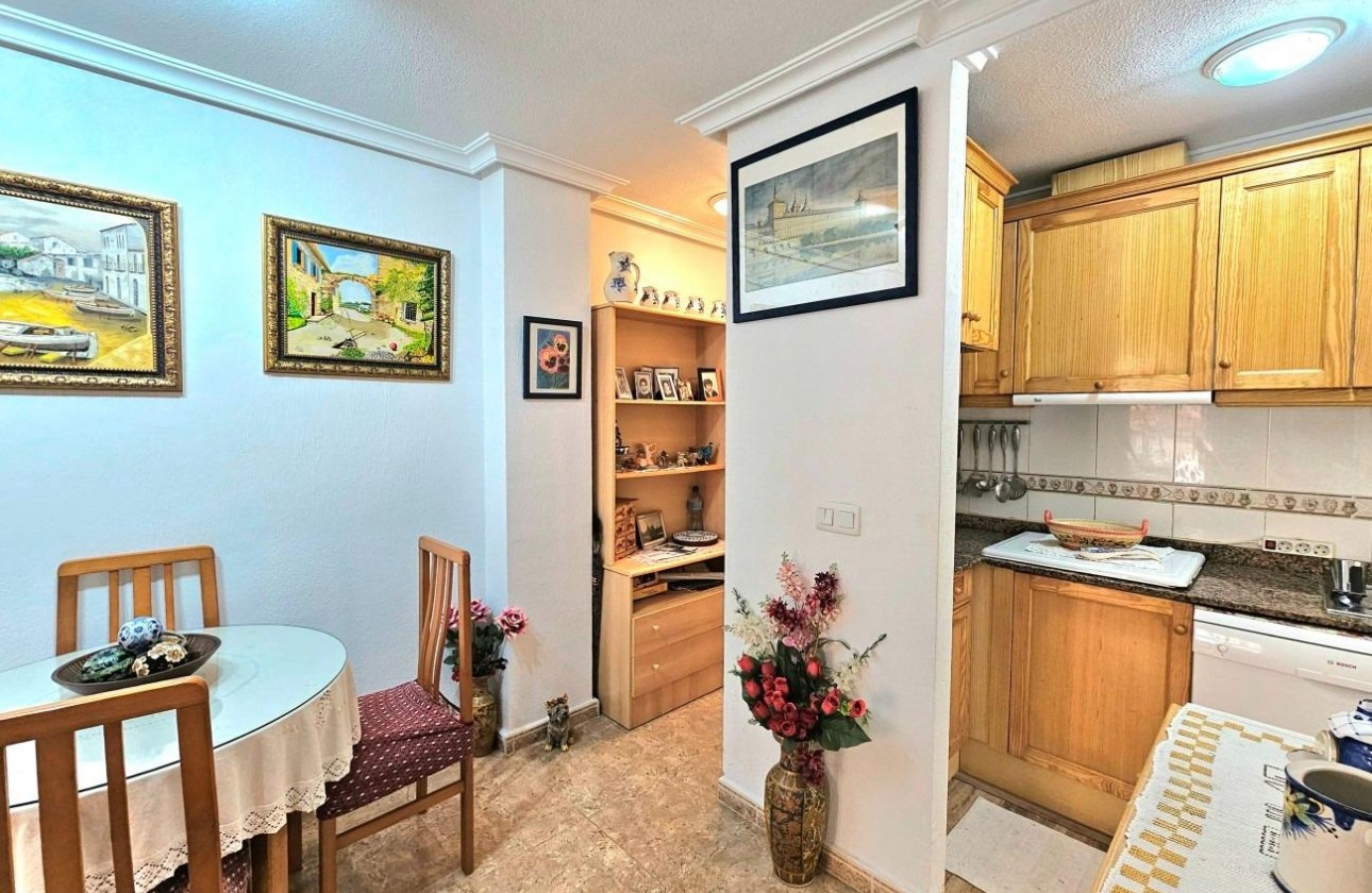 Resale - Apartment - Torrevieja - torrevieja