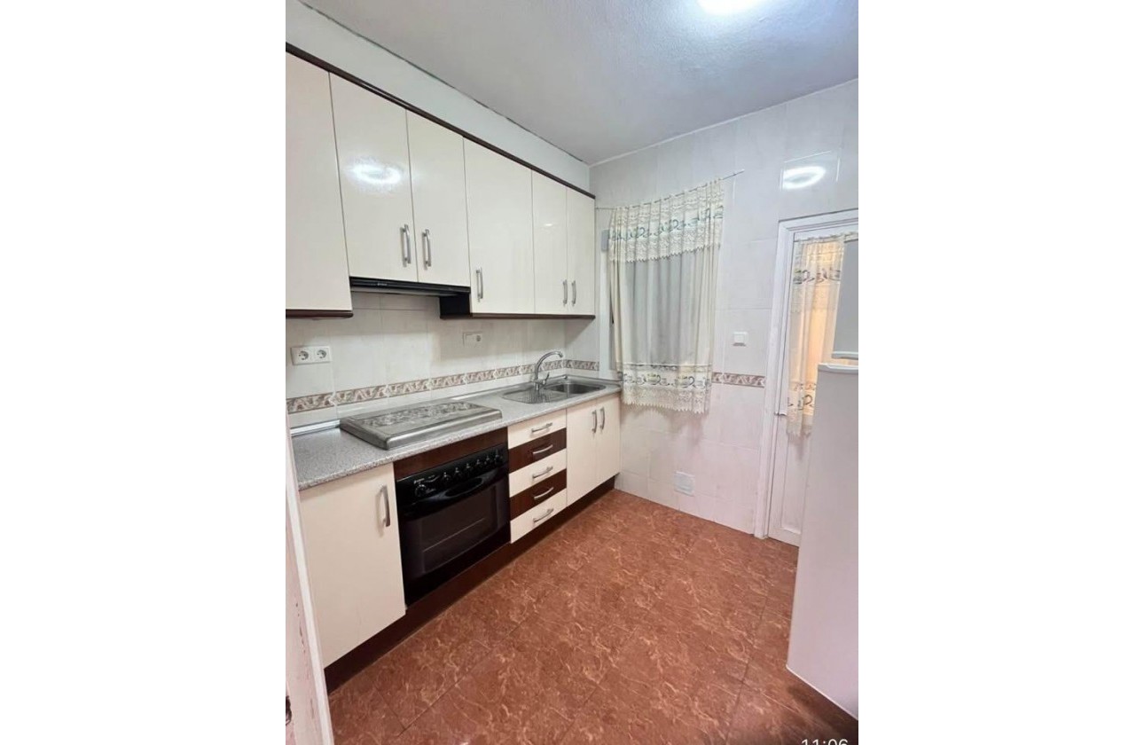 Resale - Apartment - Torrevieja - torrevieja