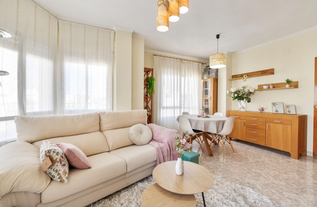 Resale - Apartment - Torrevieja - torrevieja