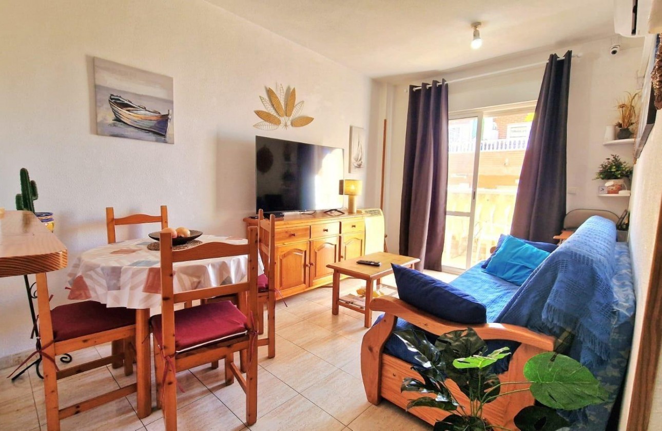 Resale - Apartment - Torrevieja - torrevieja