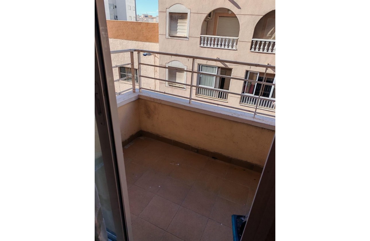Resale - Apartment - Torrevieja - torrevieja