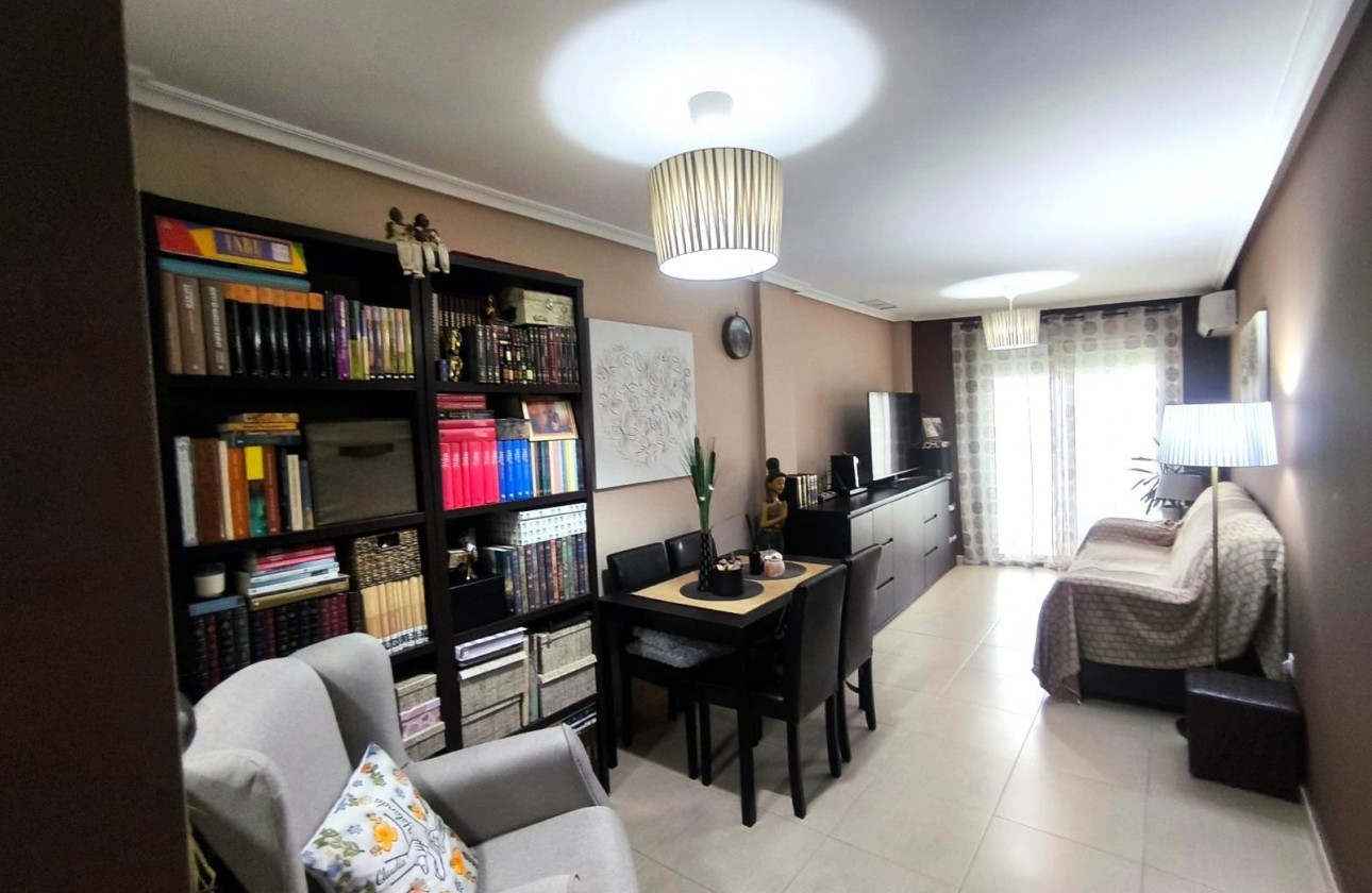 Resale - Apartment - Torrevieja - torrevieja