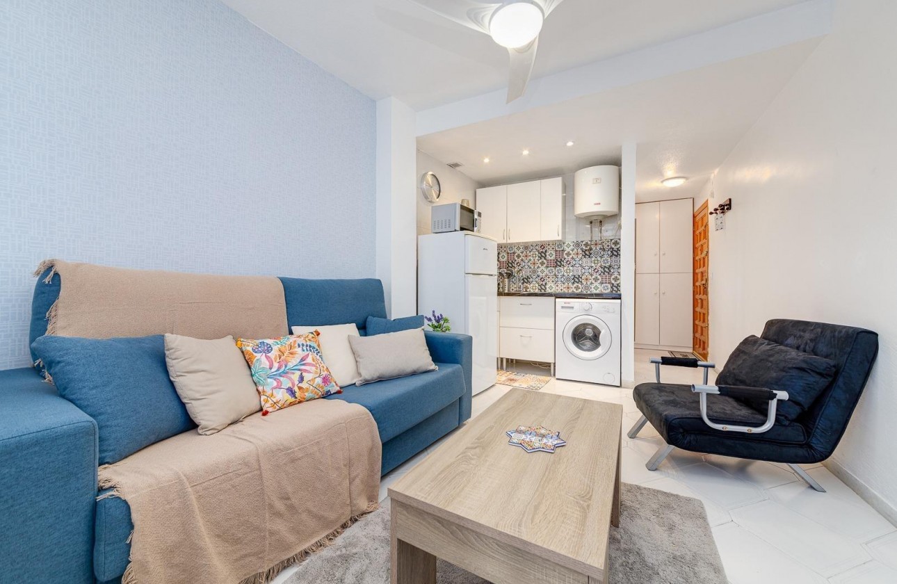 Resale - Apartment - Torrevieja - torrevieja