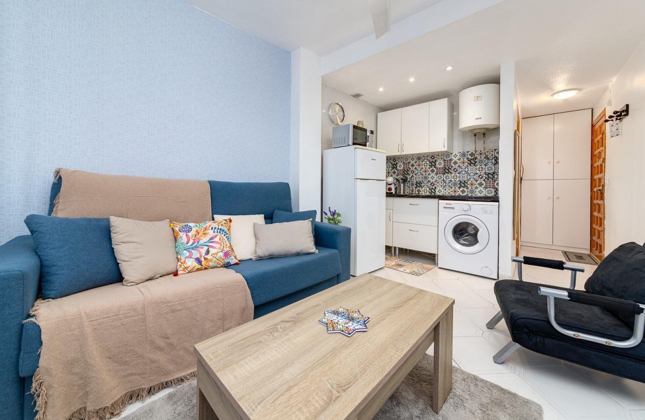Resale - Apartment - Torrevieja - torrevieja