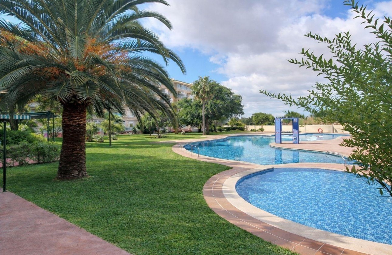Resale - Apartment - Torrevieja - torrevieja