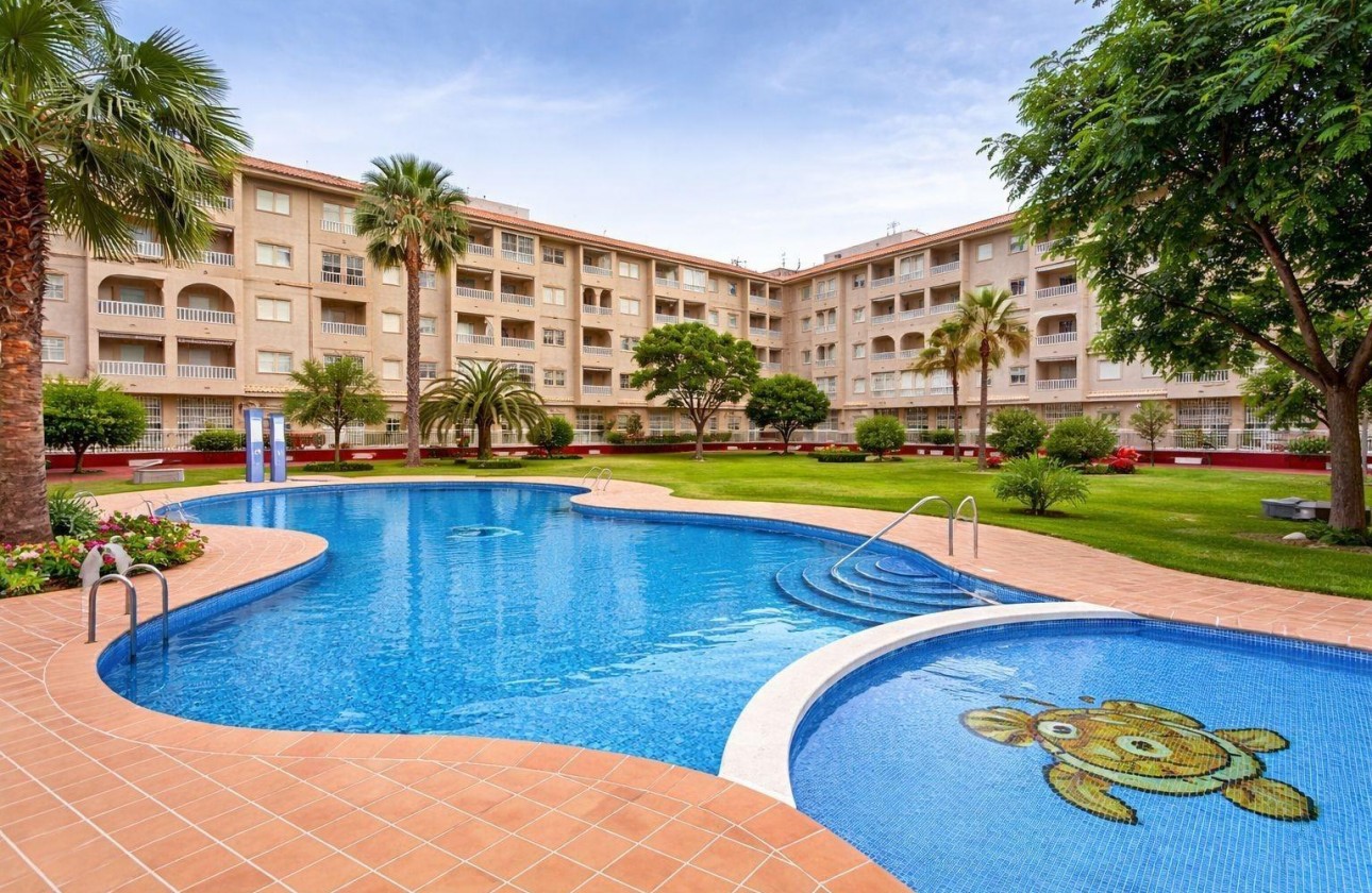 Resale - Apartment - Torrevieja - torrevieja