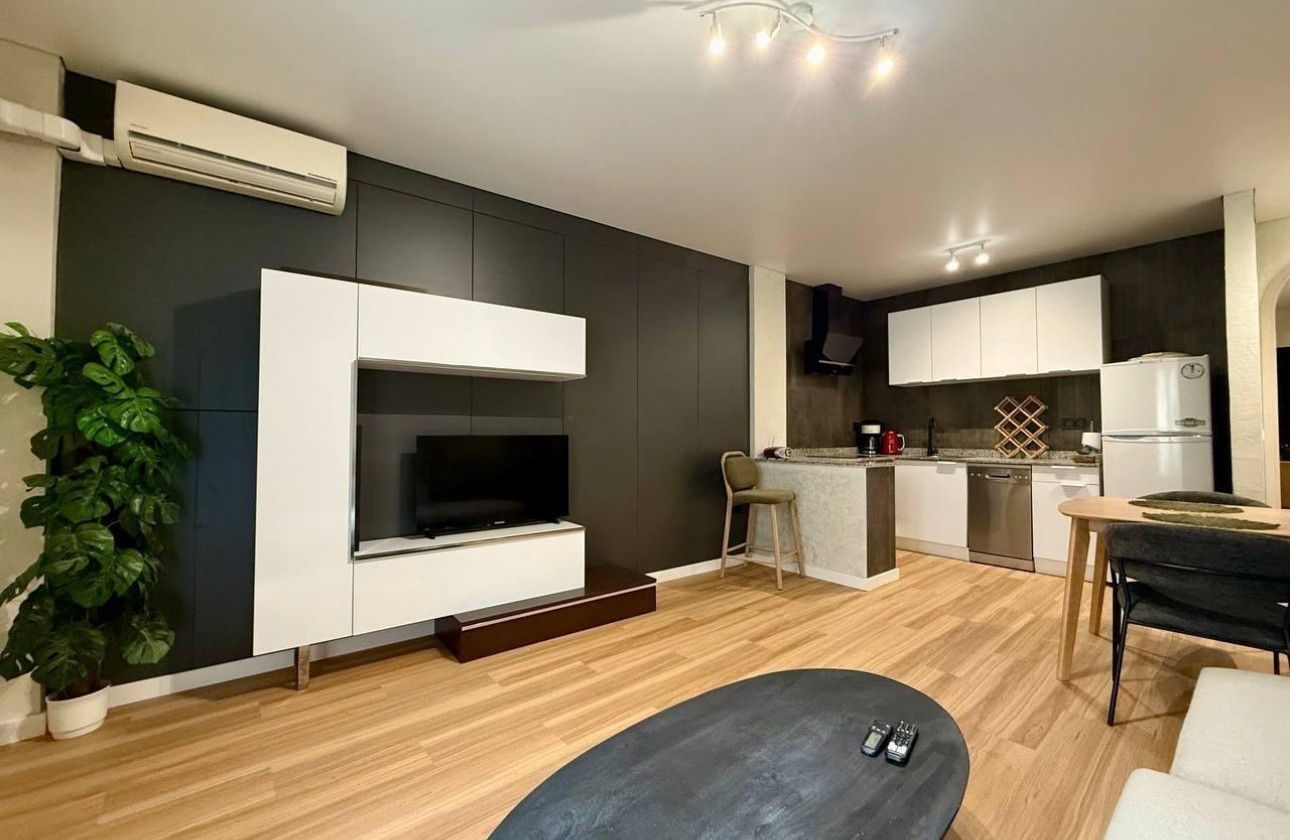 Resale - Apartment - Torrevieja - torrevieja