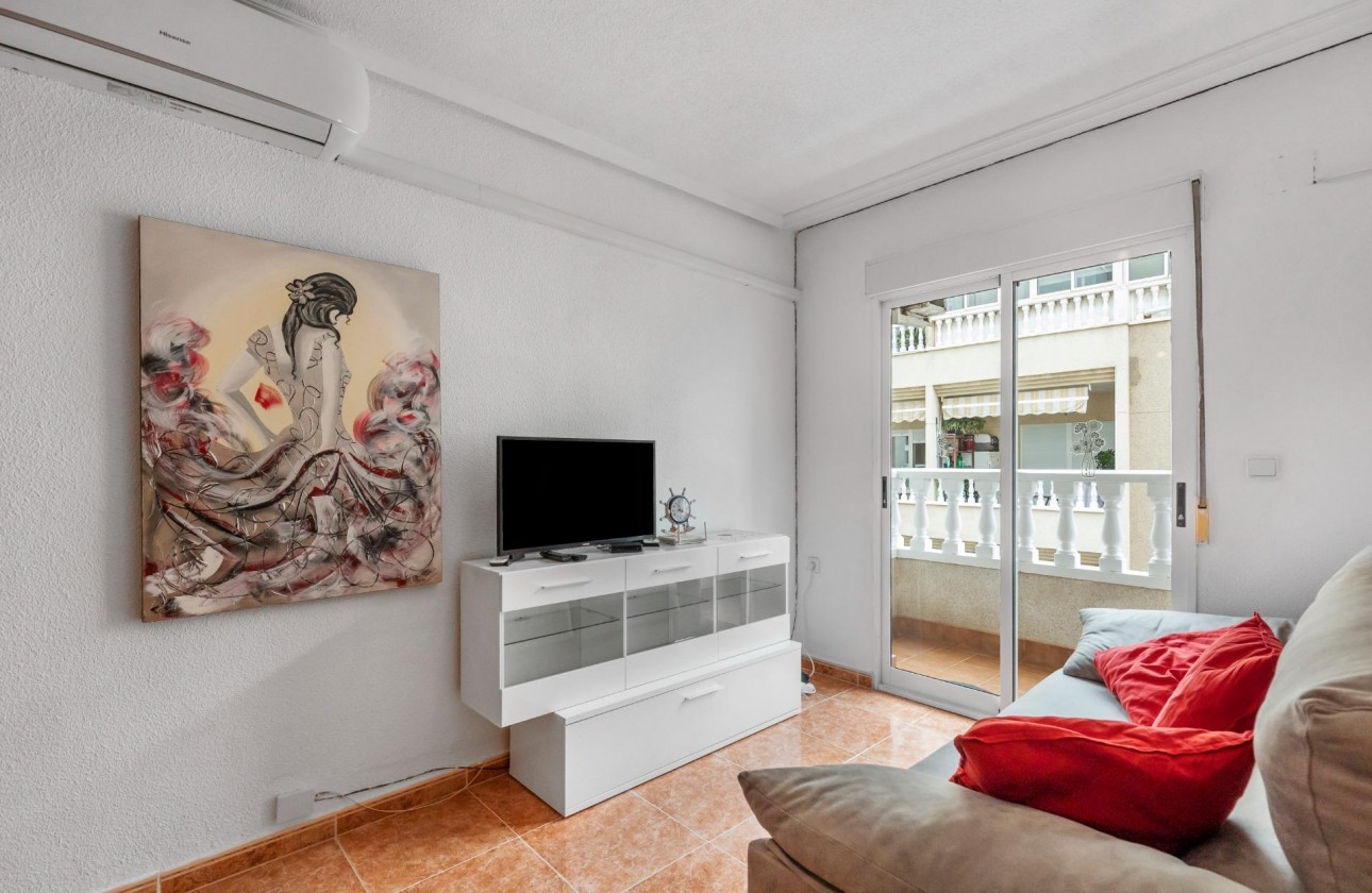 Resale - Apartment - Torrevieja - torrevieja