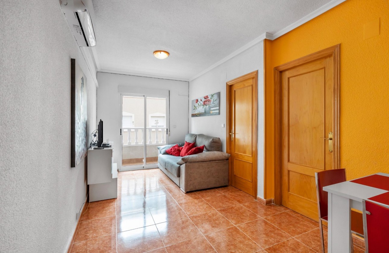 Resale - Apartment - Torrevieja - torrevieja
