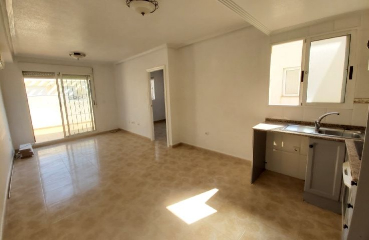 Resale - Apartment - Torrevieja