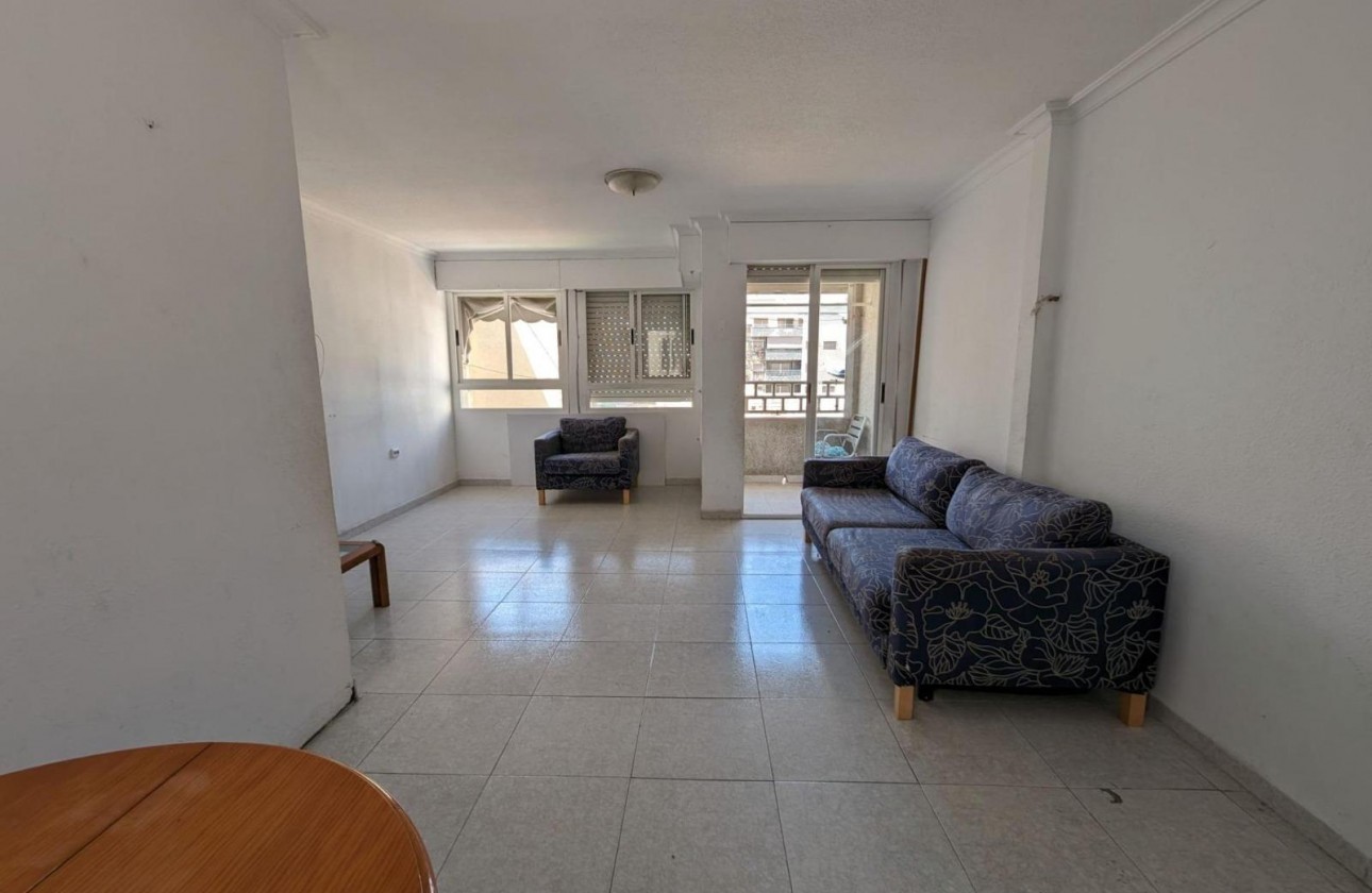 Resale - Apartment - Torrevieja