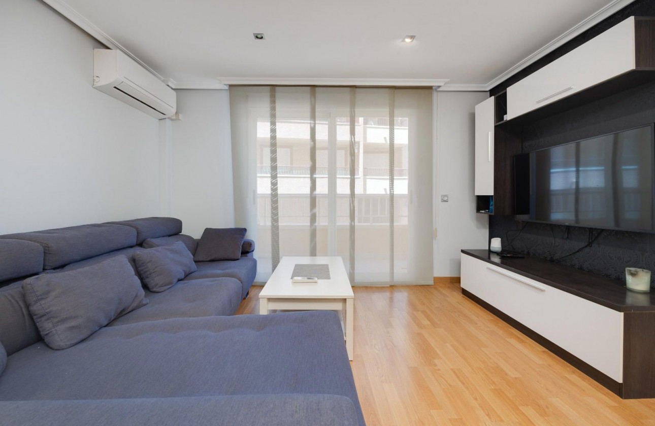 Resale - Apartment - Torrevieja