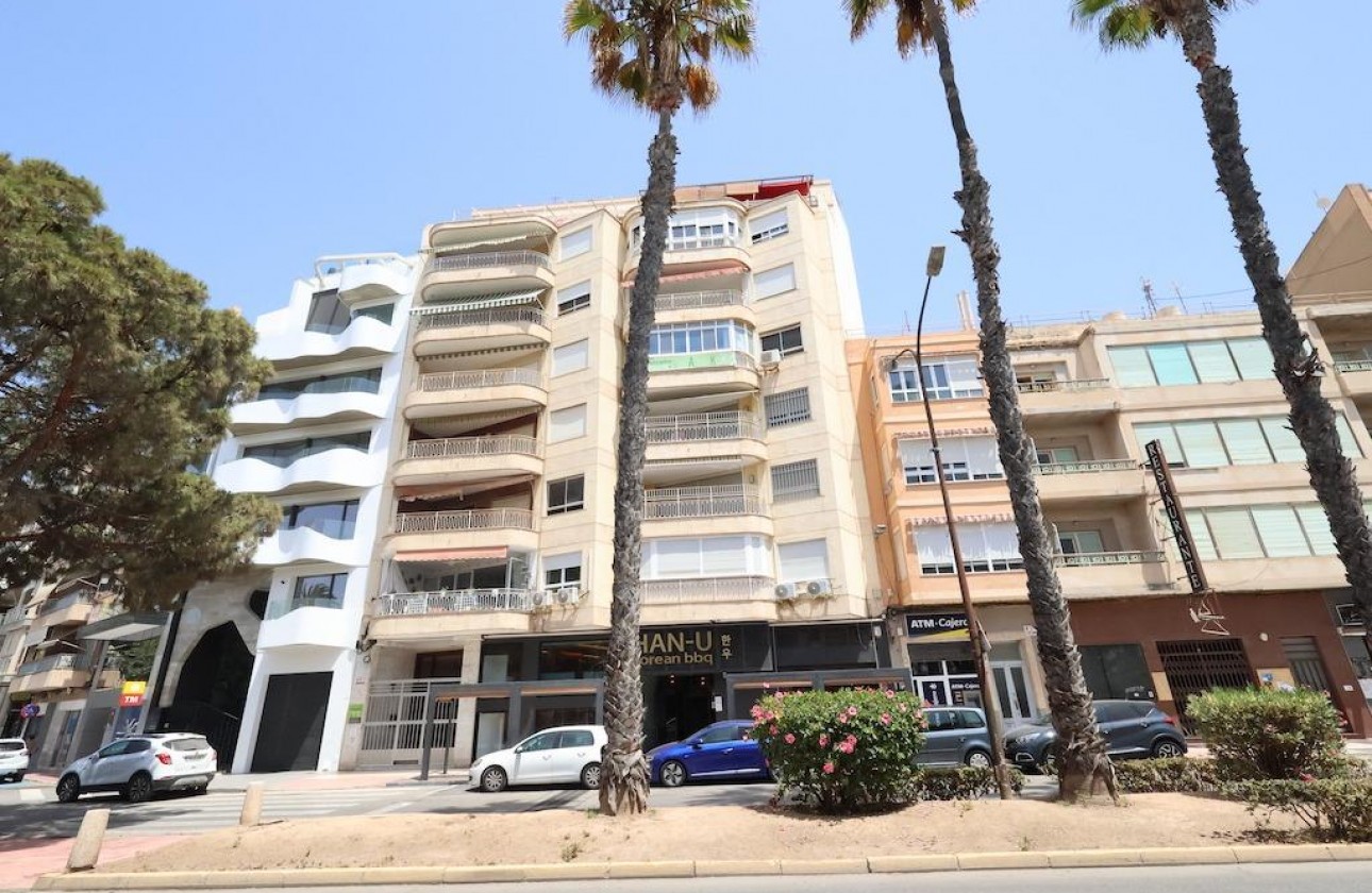 Resale - Apartment - Torrevieja