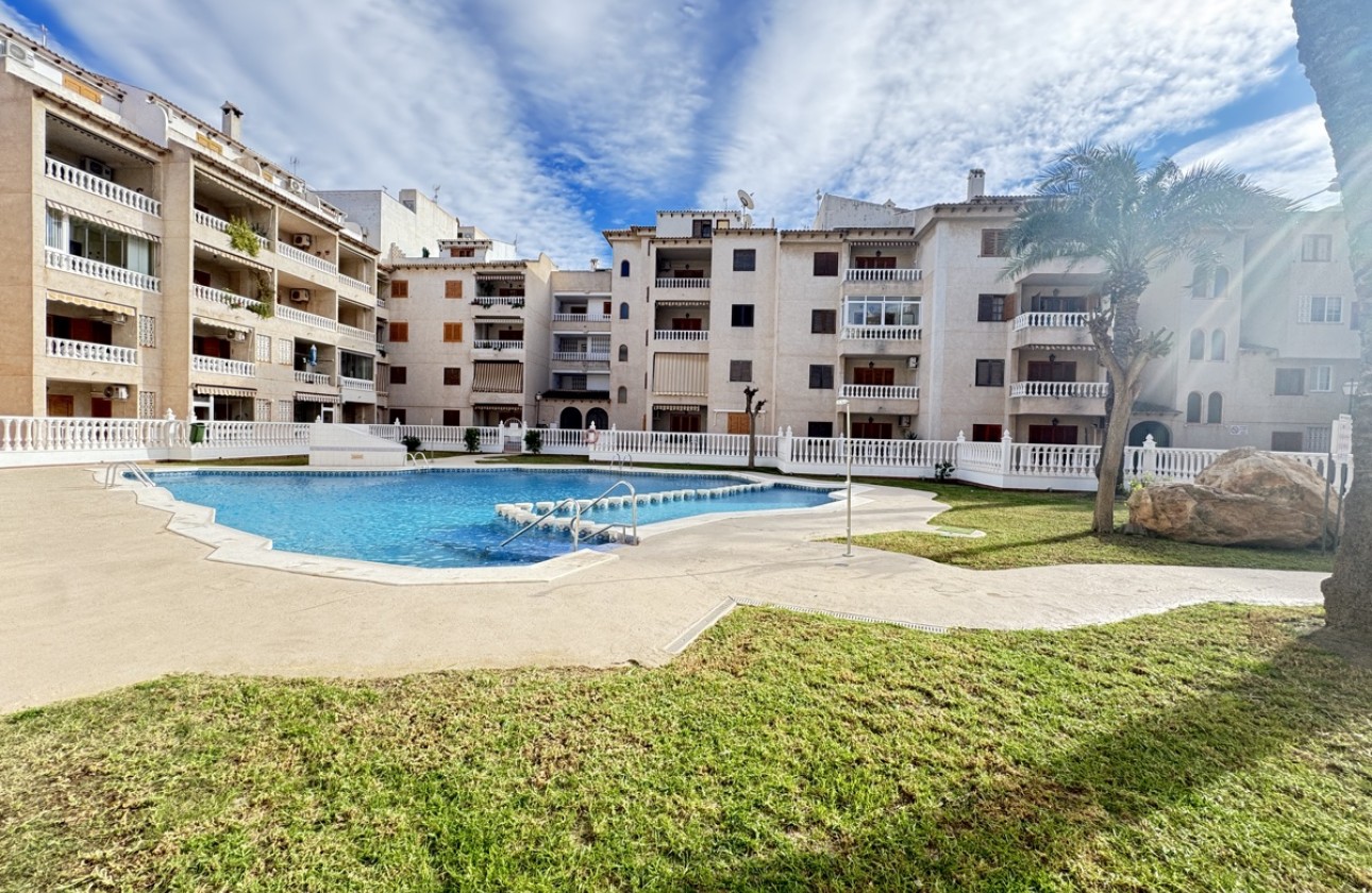 Resale - Apartment - Torrevieja