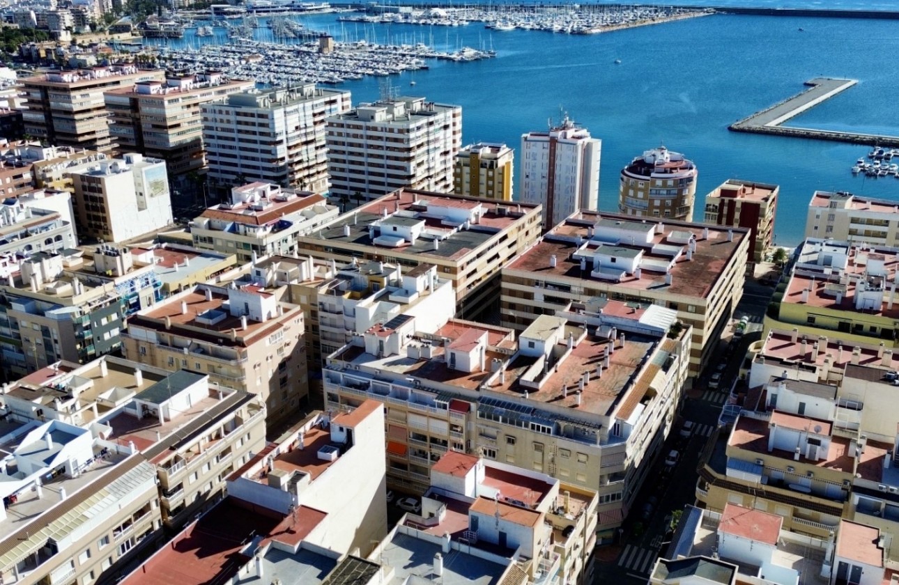 Resale - Apartment - Torrevieja