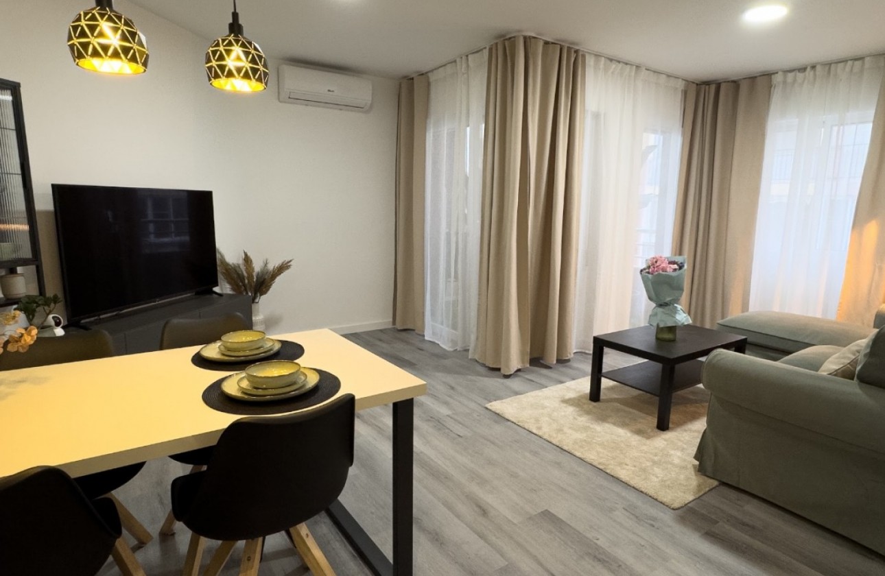 Resale - Apartment - Torrevieja