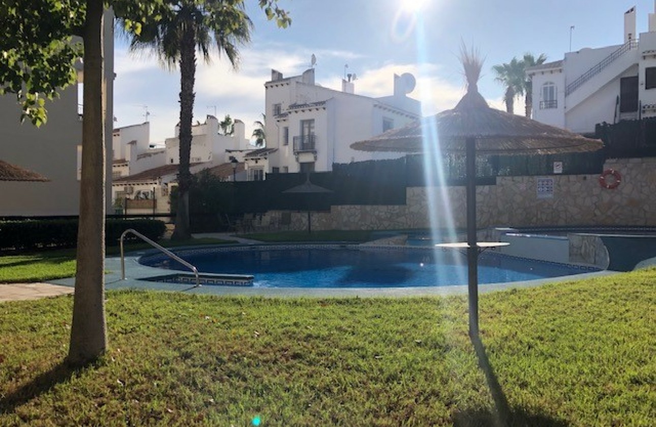 Resale - Apartment - Villamartin - Costa Blanca