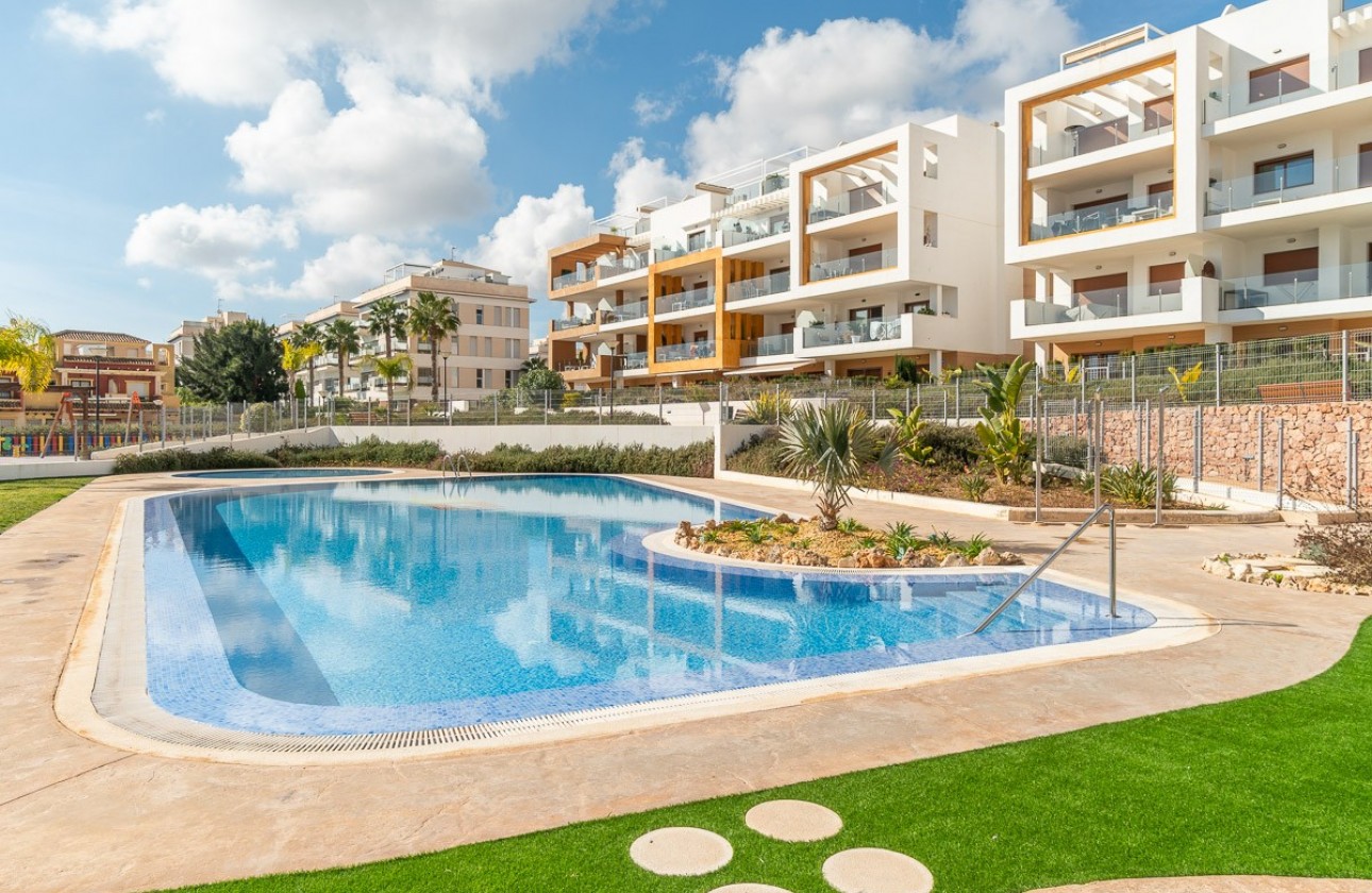 Resale - Apartment - Villamartin - Los Dolses