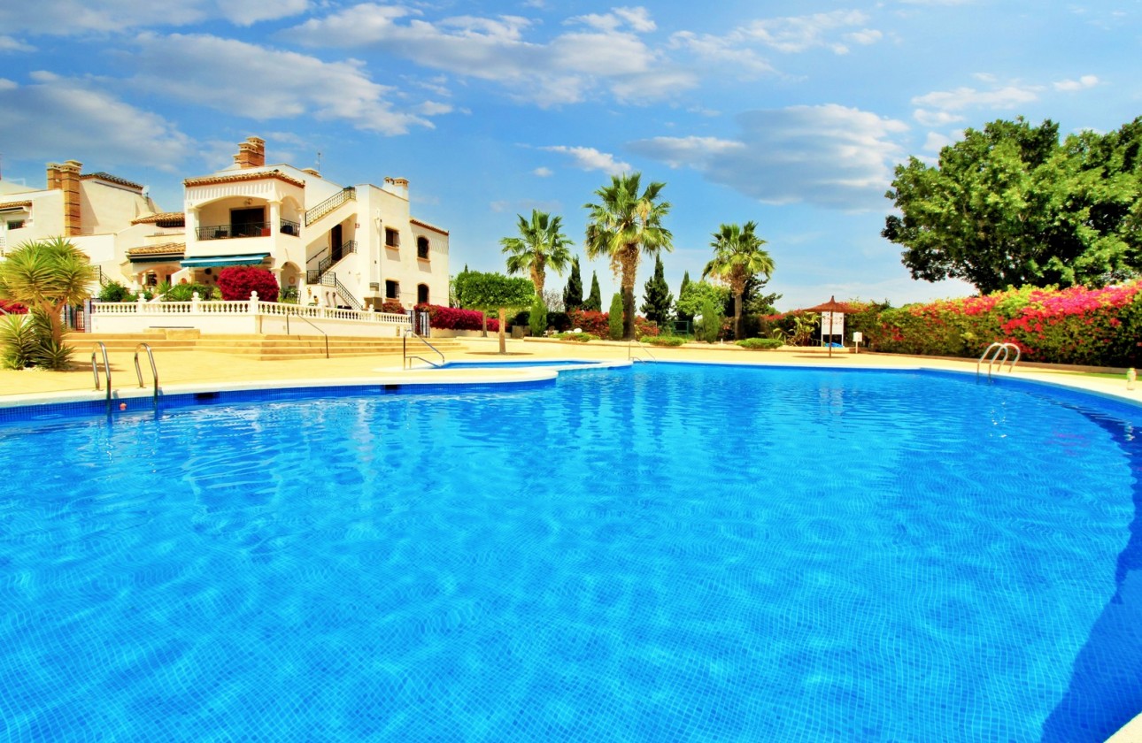 Resale - Apartment - Villamartin - PAU 8