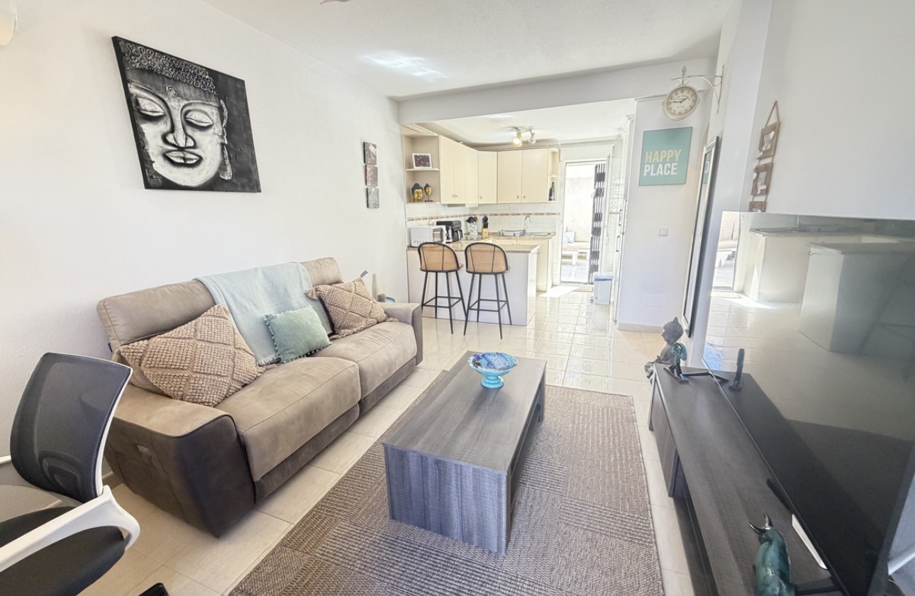 Resale - Apartment - Villamartin - V