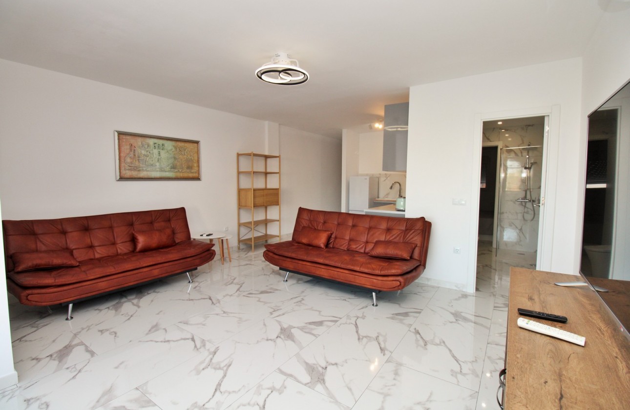 Resale - Apartment - Villamartin