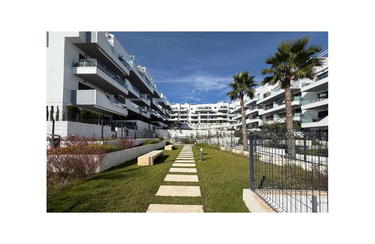 Resale - Apartment - Villamartin