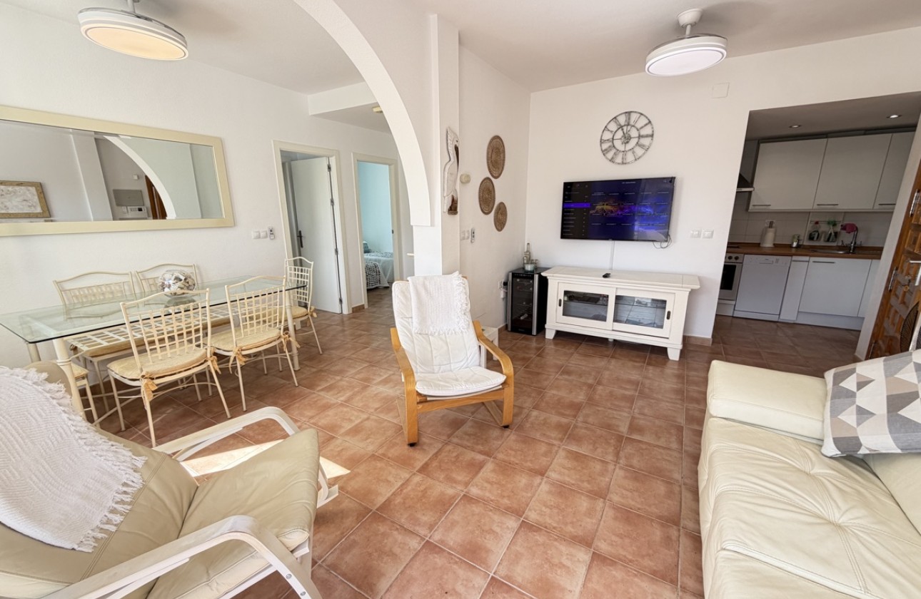 Resale - Apartment - Villamartin
