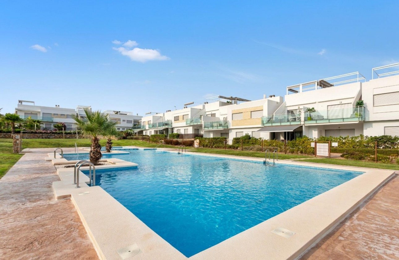 Resale - Apartment - Vistabella Golf