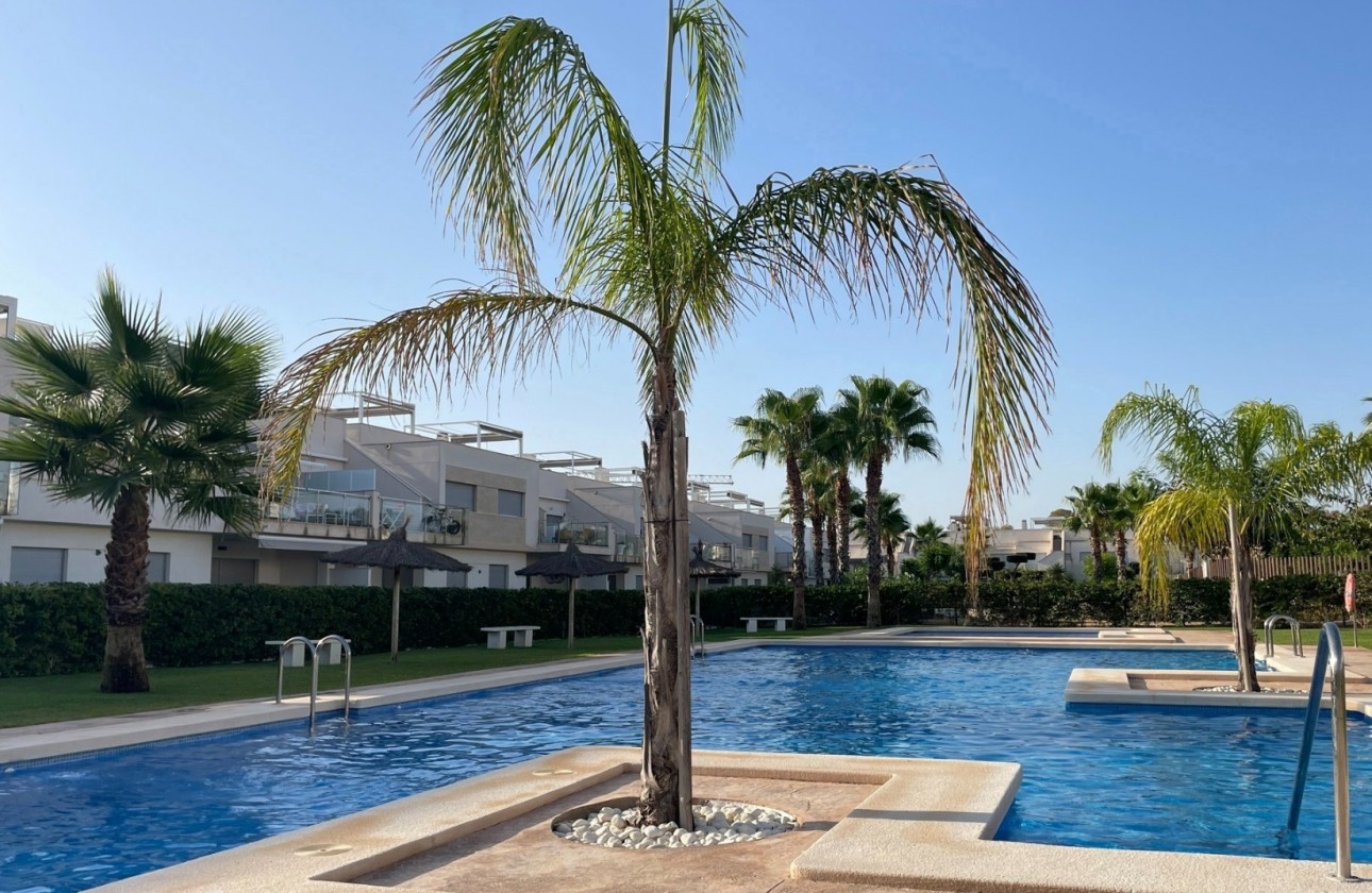 Resale - Apartment - Vistabella Golf