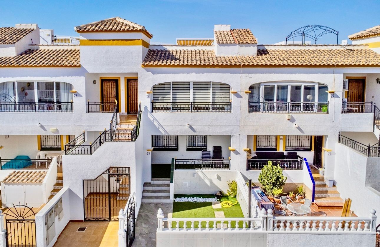 Resale - Apartment - Vistabella Golf