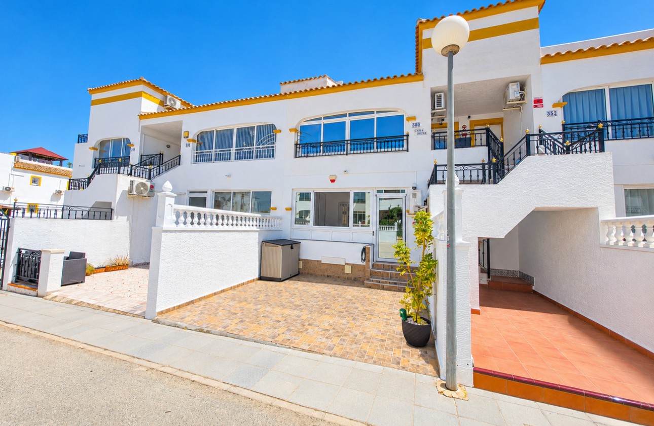 Resale - Apartment - Vistabella Golf