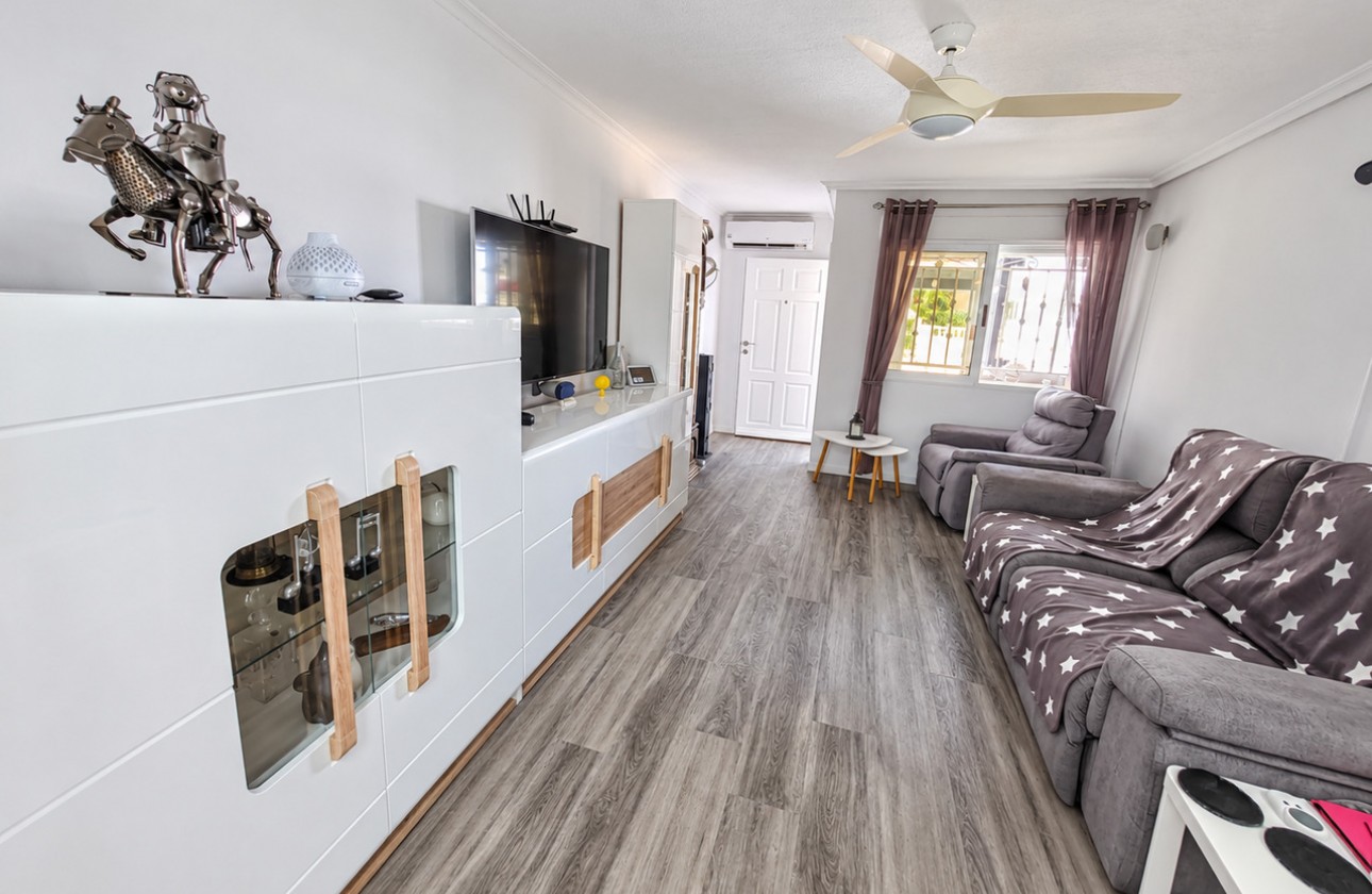 Resale - Apartment - Vistabella Golf