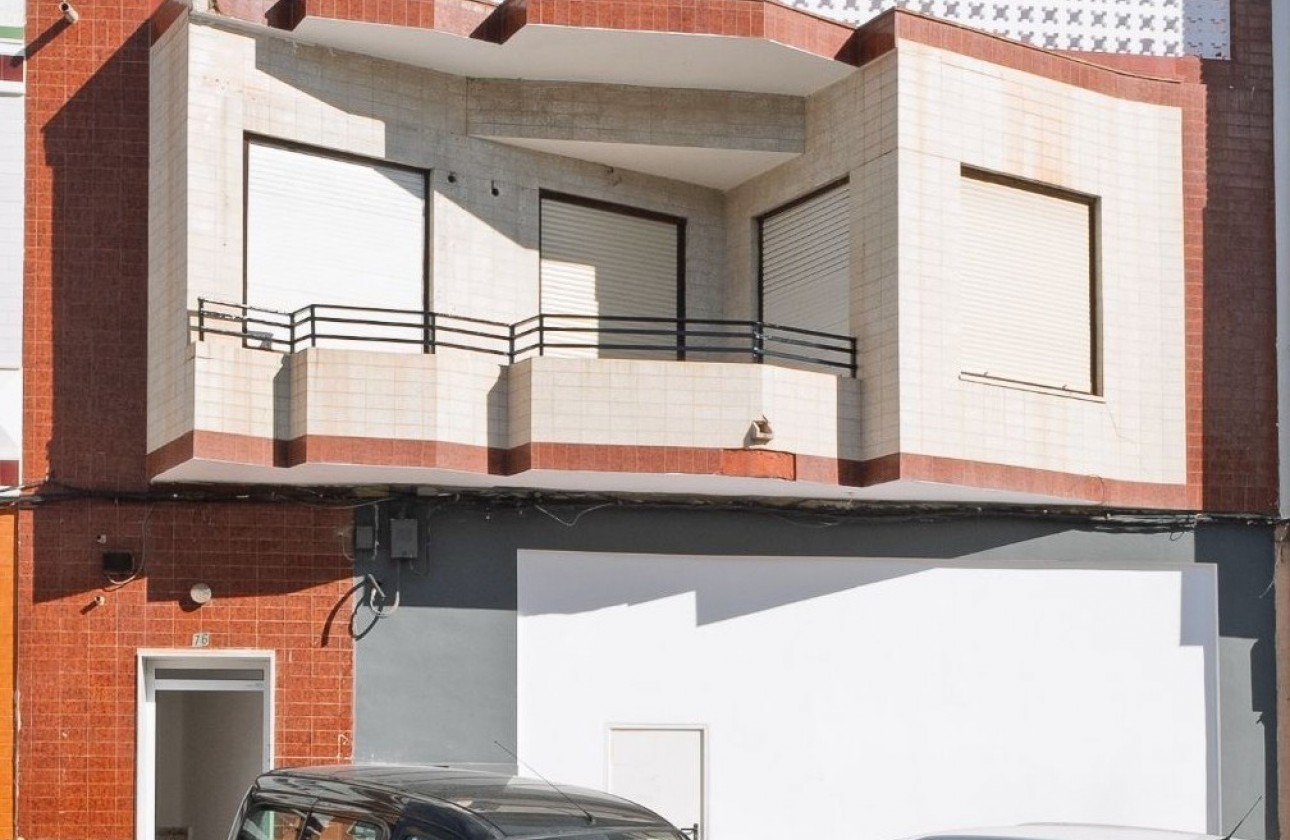 Resale - Building - Torrevieja - Centro