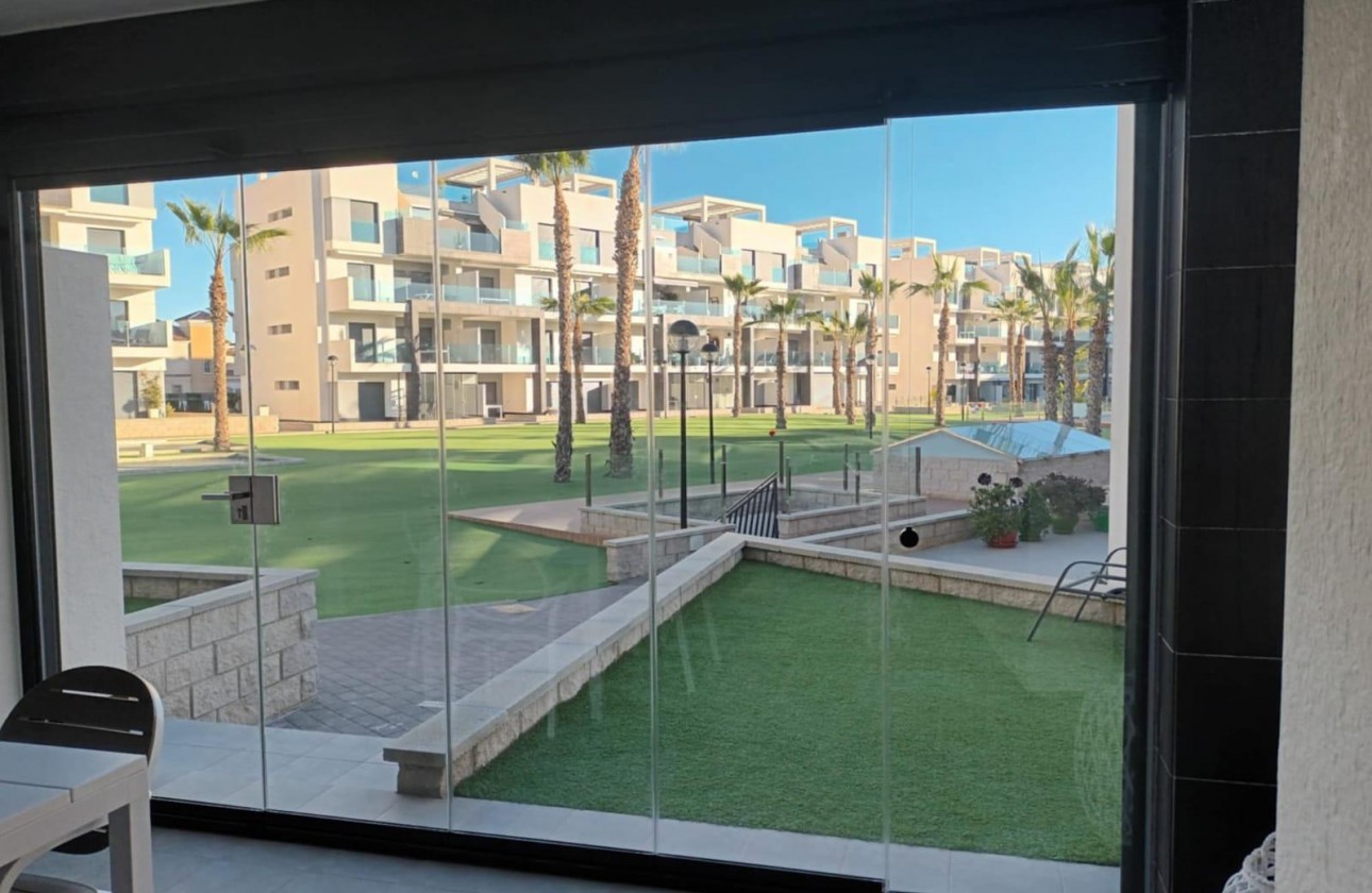 Resale - Bungalow - Guardamar del Segura - EL RASO