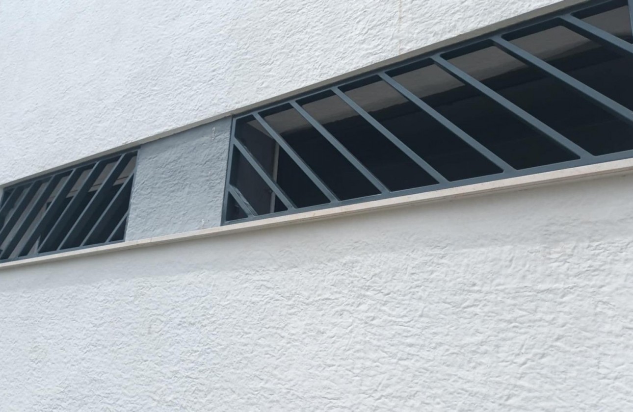 Resale - Bungalow - Guardamar del Segura - EL RASO