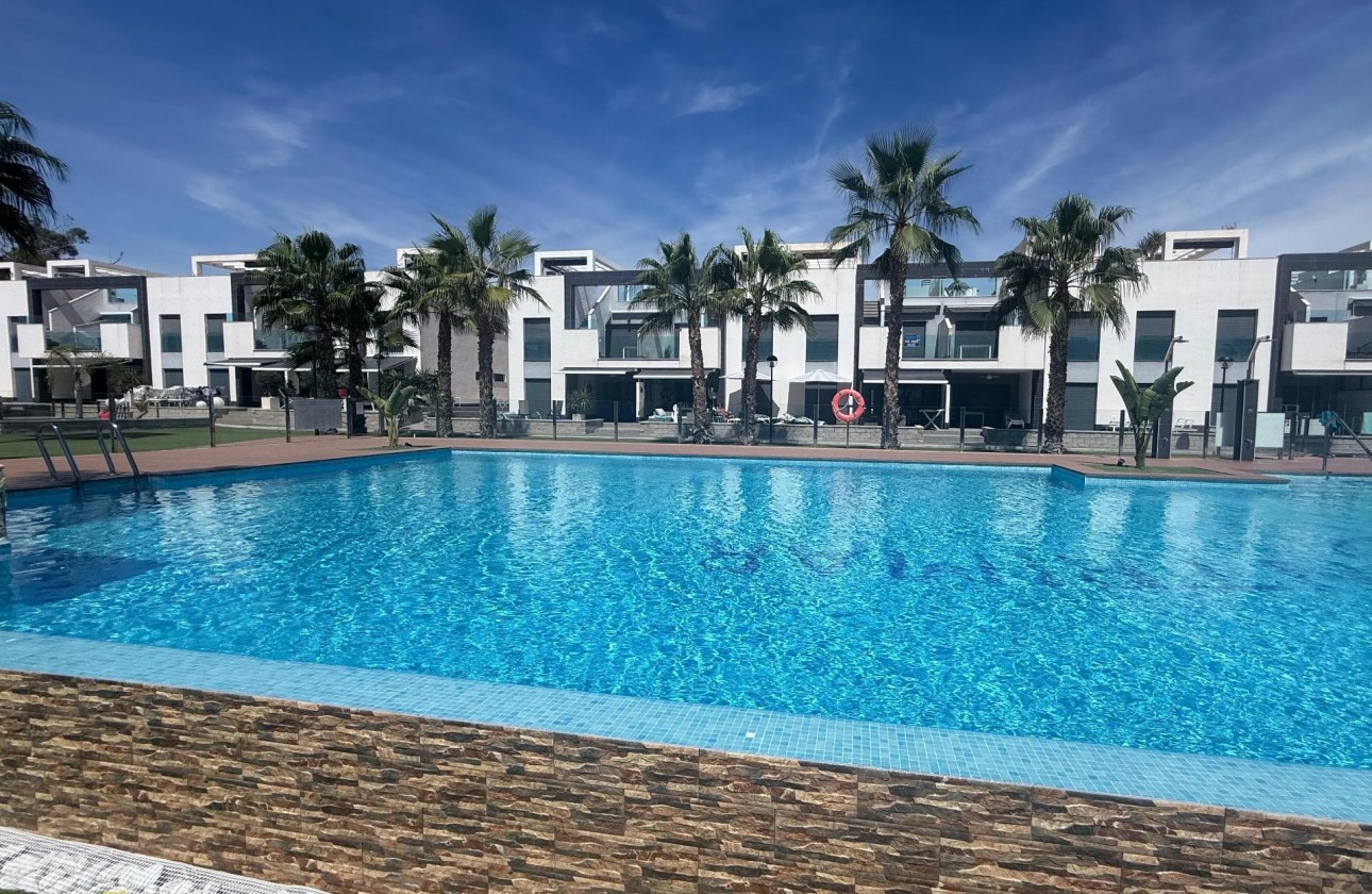 Resale - Bungalow - Guardamar del Segura - EL RASO