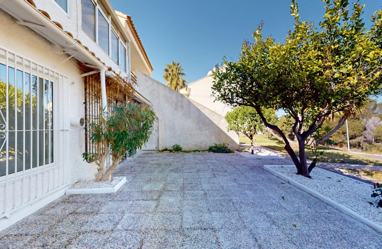 Resale - Bungalow - Orihuela Costa - Costa Blanca