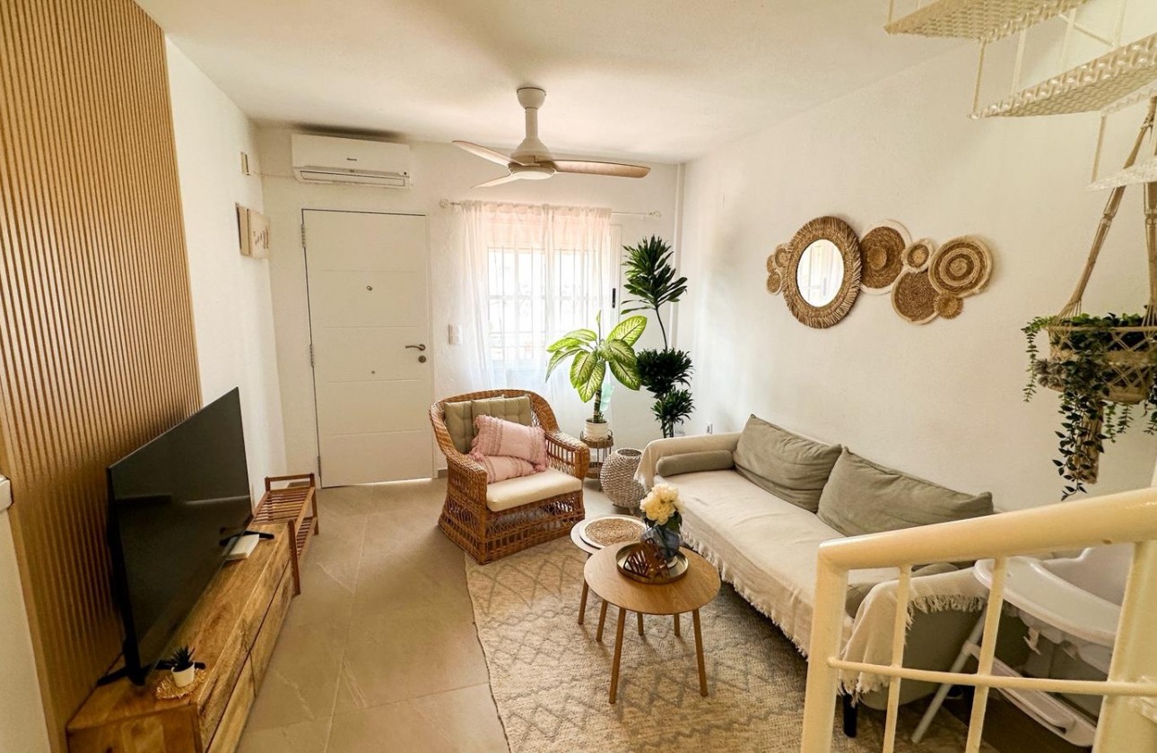 Resale - Bungalow - Orihuela Costa - Costa Blanca