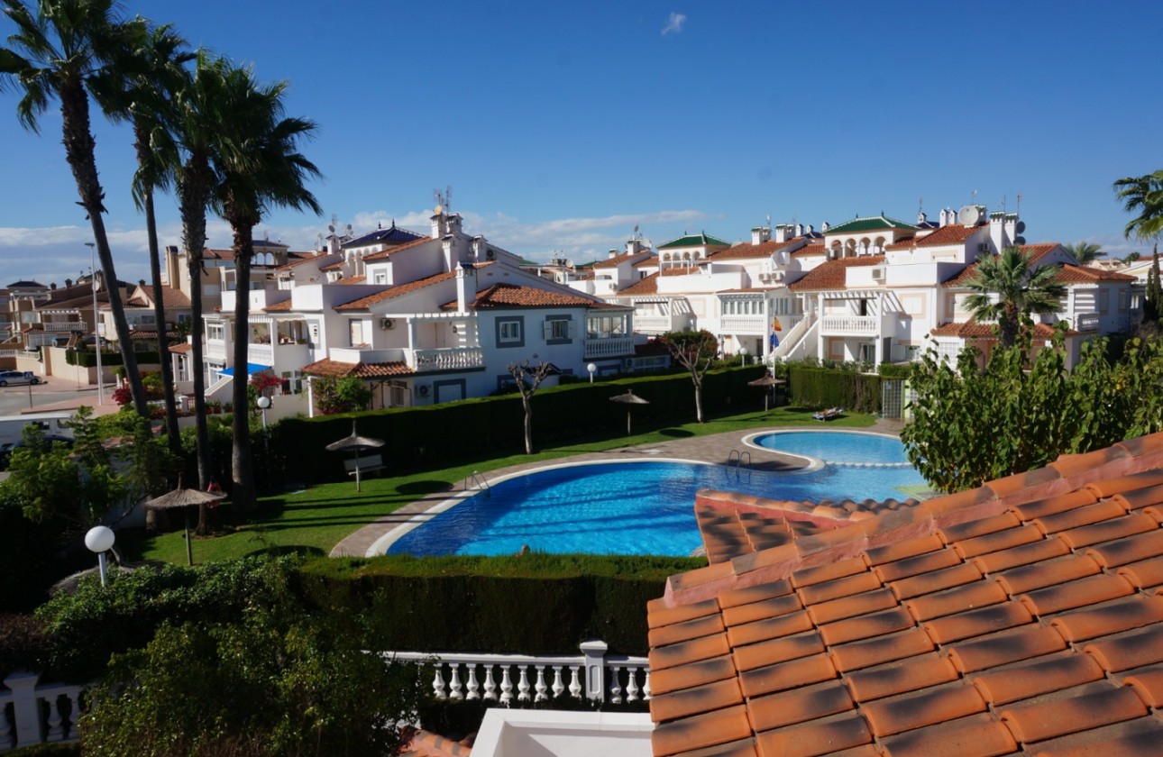 Resale - Bungalow - Orihuela Costa - Inland