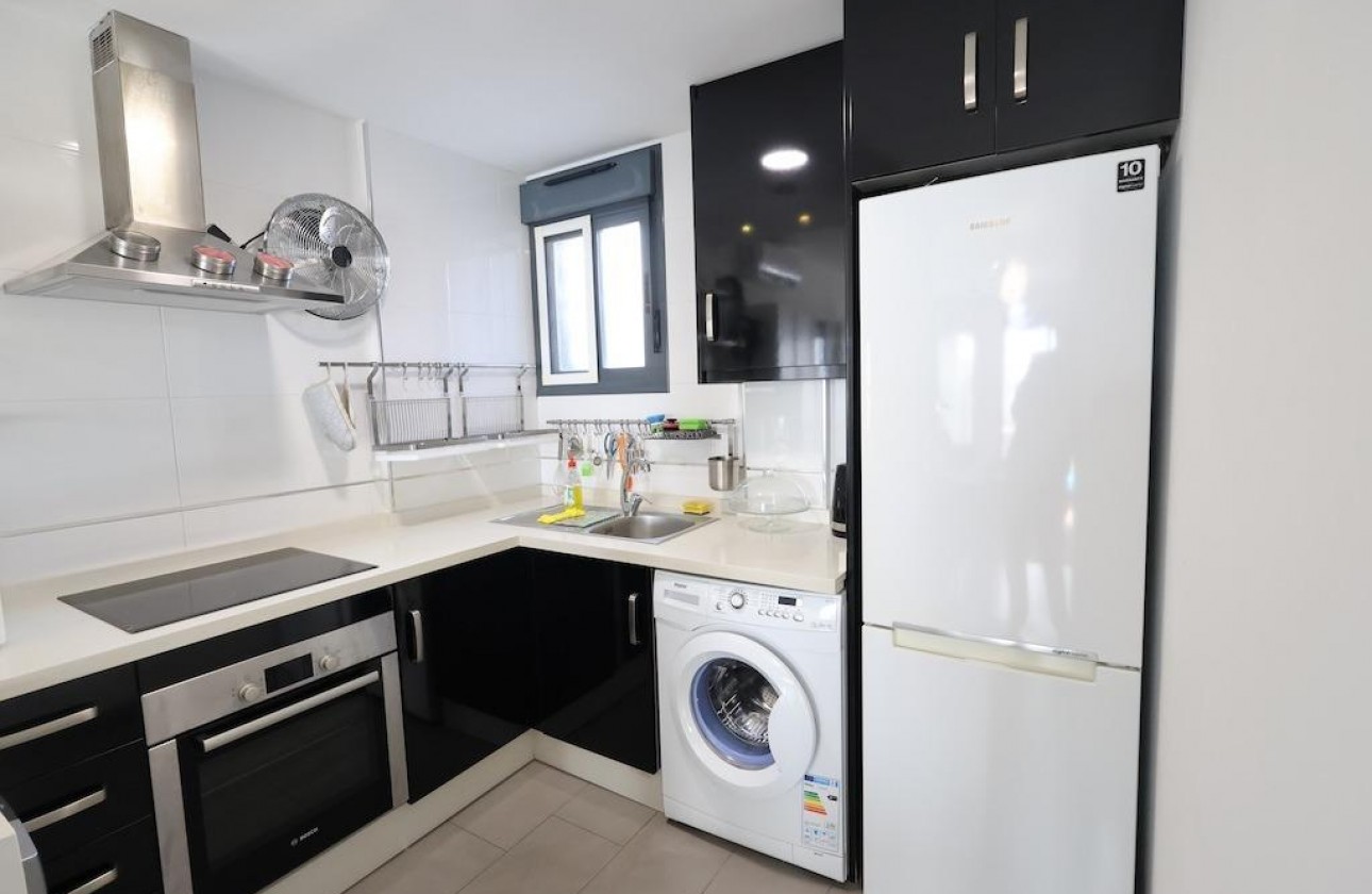 Resale - Bungalow - Orihuela Costa - La Zenia