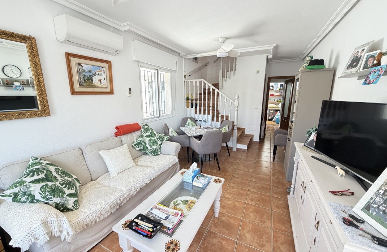 Resale - Bungalow - Orihuela Costa - La Zenia