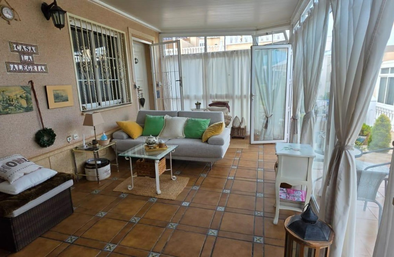 Resale - Bungalow - Orihuela Costa - Lomas de Cabo Roig-Los Dolses