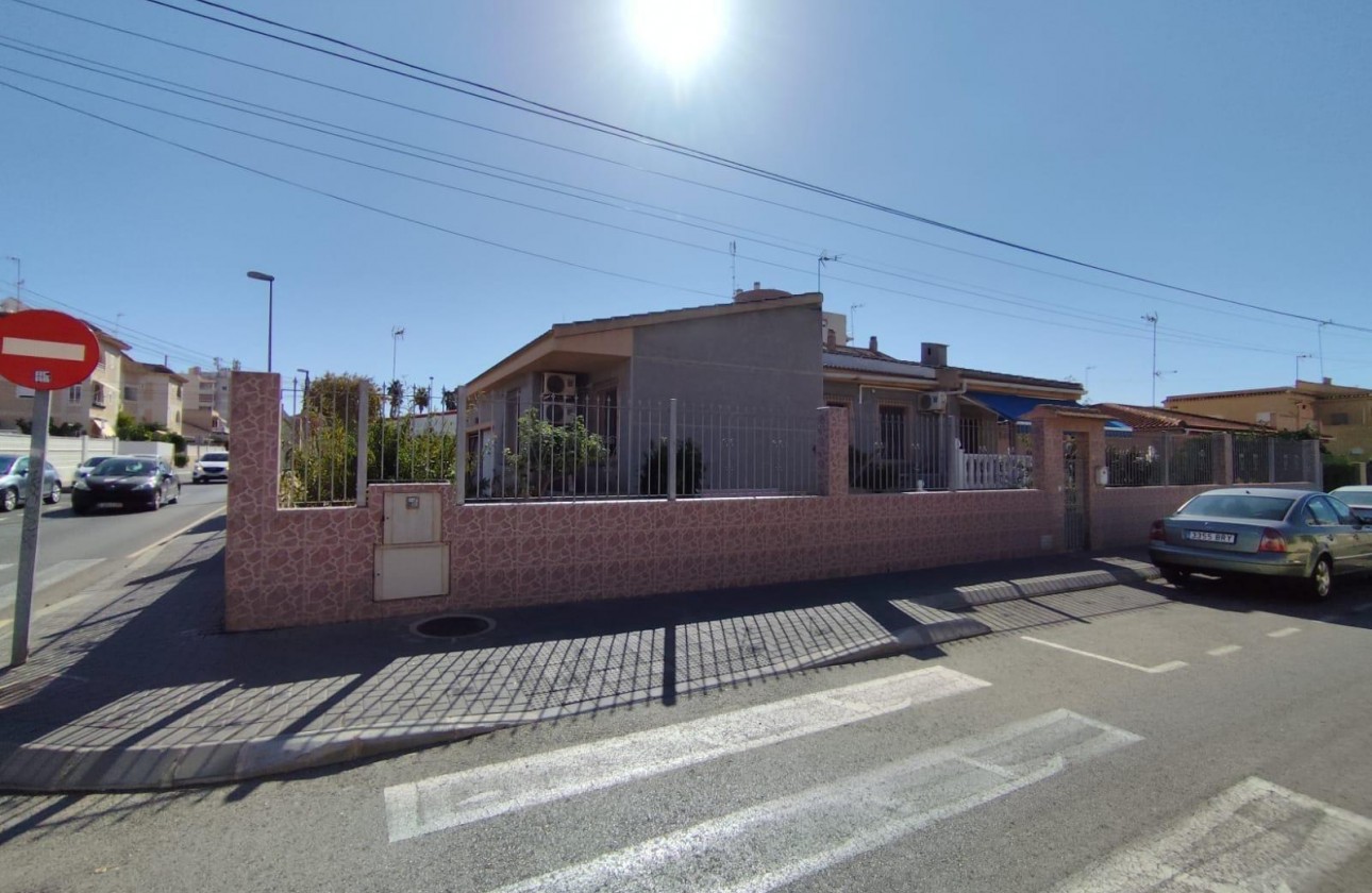 Resale - Bungalow - Orihuela Costa - Los Altos