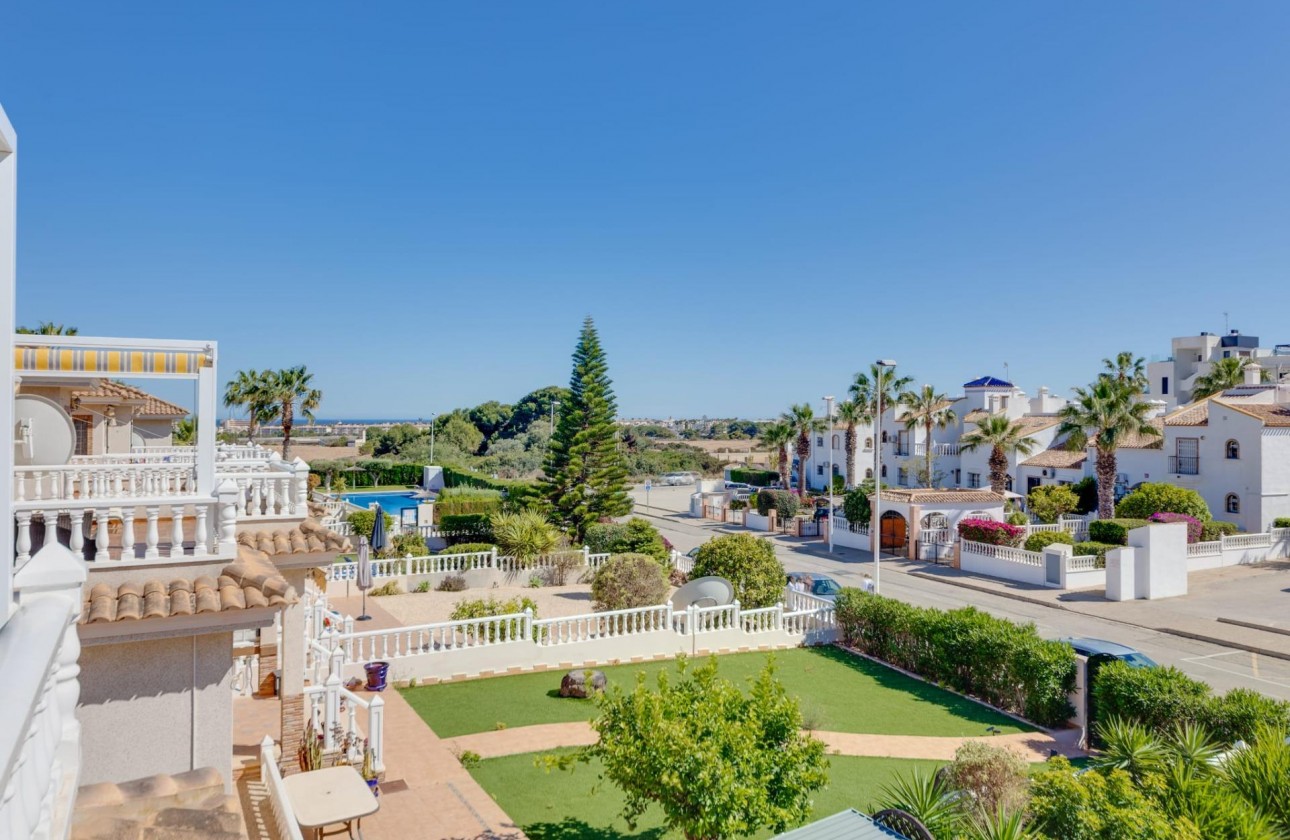 Resale - Bungalow - Orihuela Costa - Montezenia