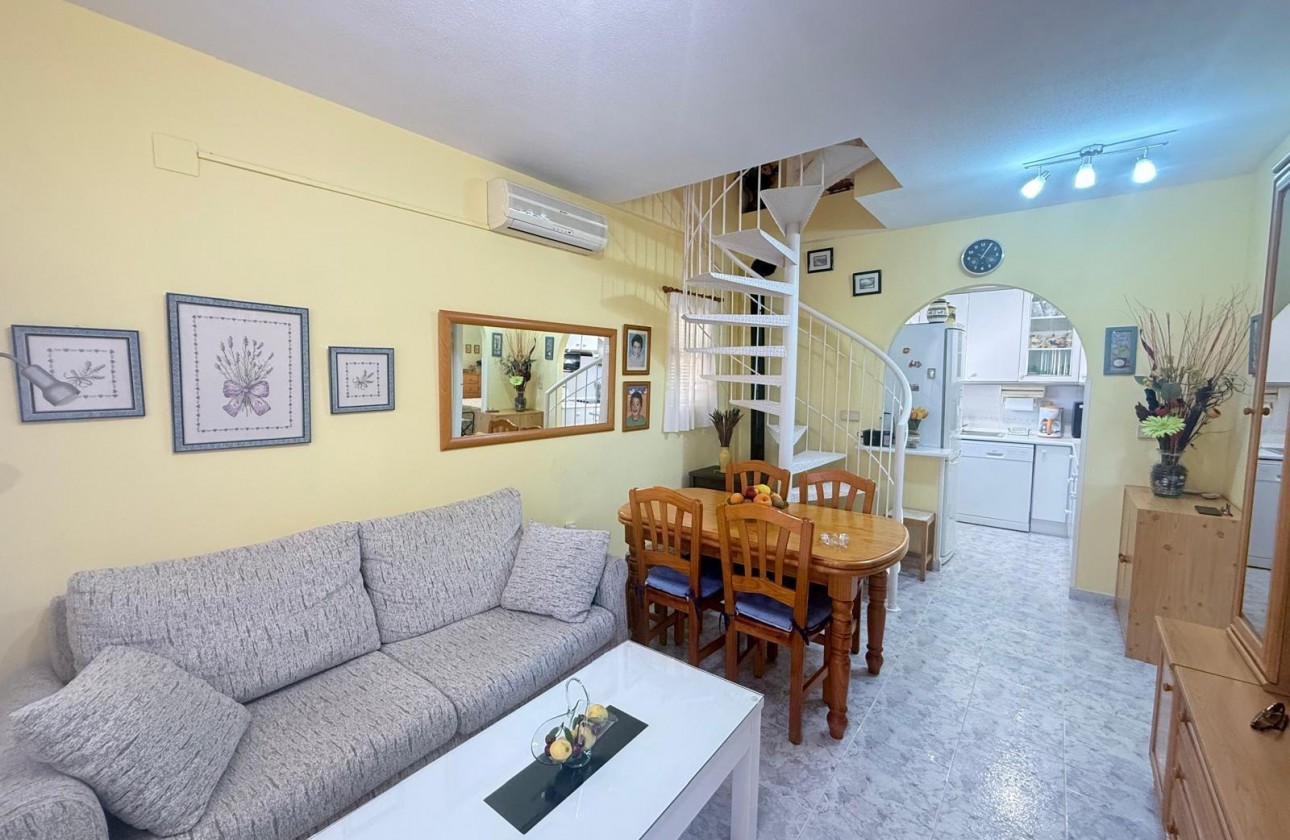 Resale - Bungalow - Orihuela Costa - Playa Flamenca