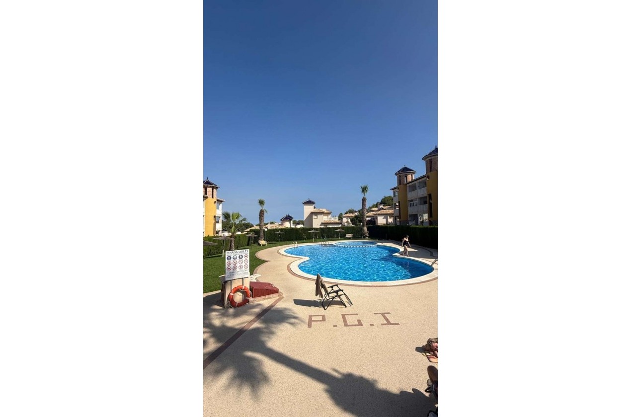 Resale - Bungalow - Orihuela Costa - Villamartín-Las Filipinas
