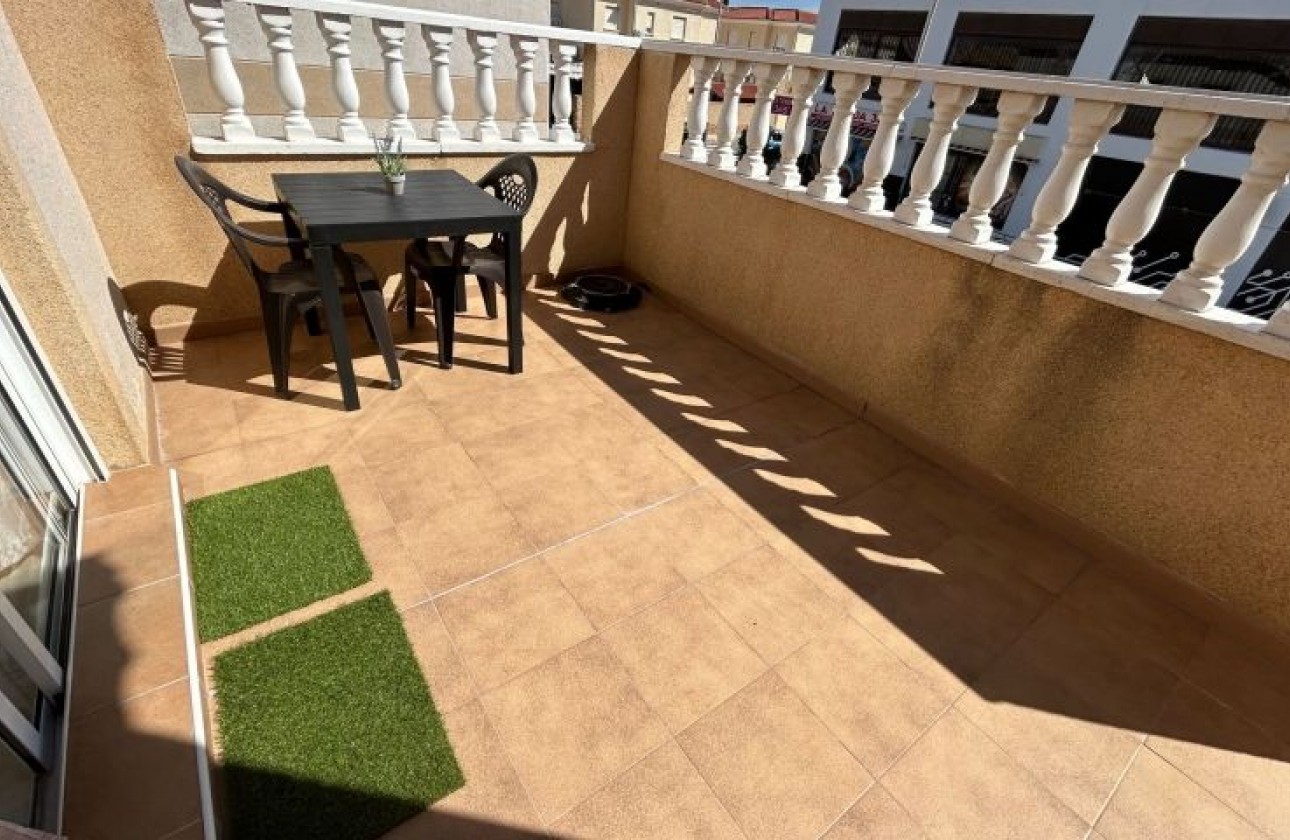 Resale - Bungalow - Orihuela Costa